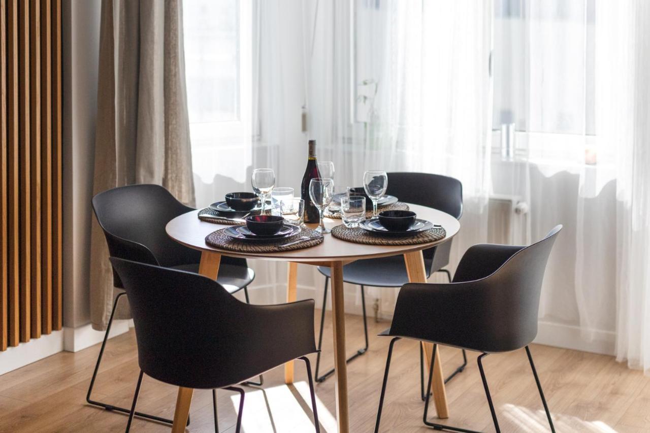 Stylowy Apartament Z Pieknym Widokiem Na Miasto Varsóvia Exterior foto